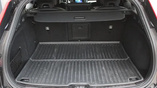 VOLVO V60 R DESIGN V60 B4 D Plus Dark aut