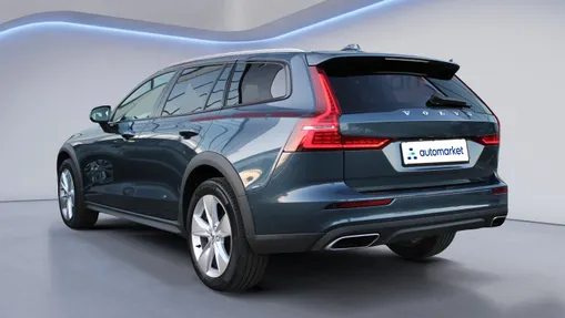 VOLVO V60 V60 CC B4 D AWD aut