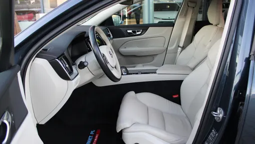 VOLVO V60 V60 CC B4 D AWD aut