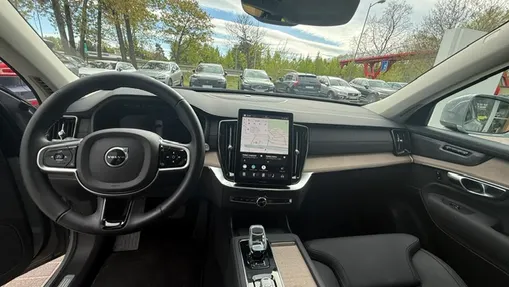VOLVO XC90 XC90 B5 B AWD Plus Bright 7os aut