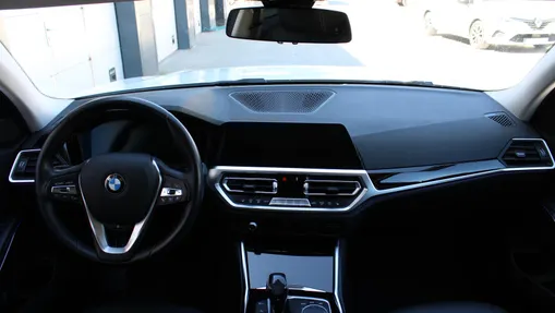 BMW Seria 3 320d xDrive Sport Line aut