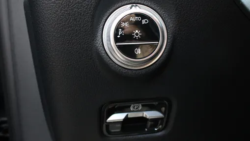 MERCEDES-BENZ C Klasa C 220 d mHEV