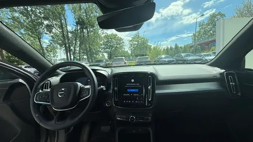 VOLVO XC40 XC40 B3 Plus Dark aut