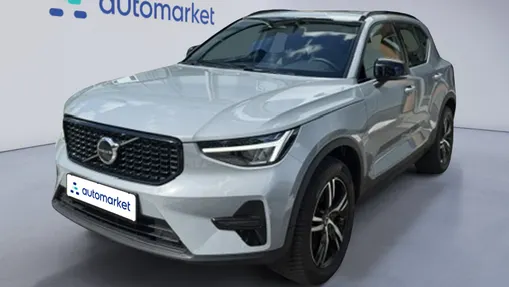 VOLVO XC40 XC40 B3 Plus Dark aut