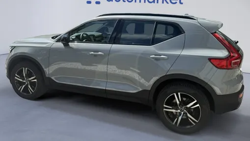 VOLVO XC40 XC40 B3 Plus Dark aut