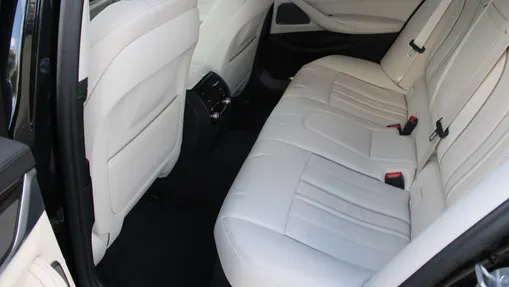 BMW Seria 5 530i xDrive GPF Luxury Line aut