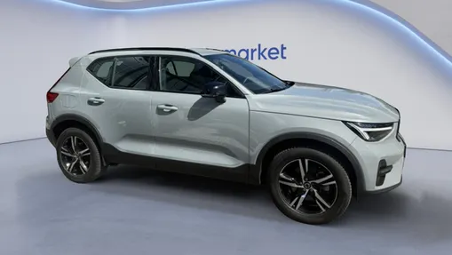 VOLVO XC40 XC40 B3 Plus Dark aut