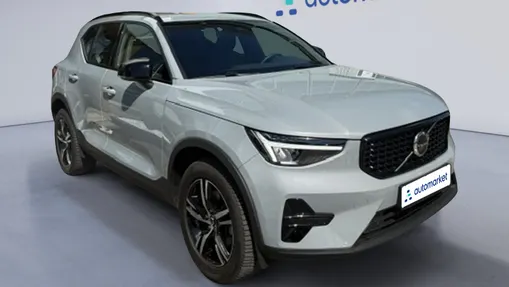 VOLVO XC40 XC40 B3 Plus Dark aut