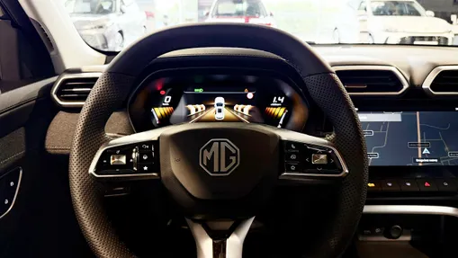 MG ZS ZS 1.5 HEV+ Excite aut Nowy