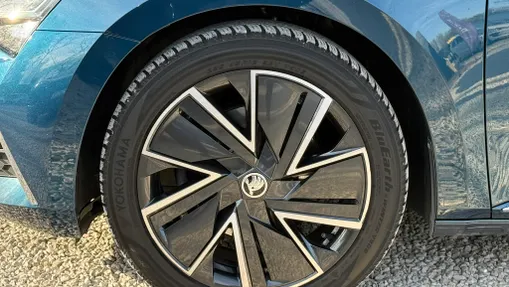 SKODA Superb Superb 2.0 TDI SCR L&K DSG