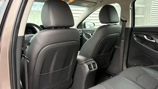 HYUNDAI i30 i30 1.5 T-GDI 48V Executive DCT
