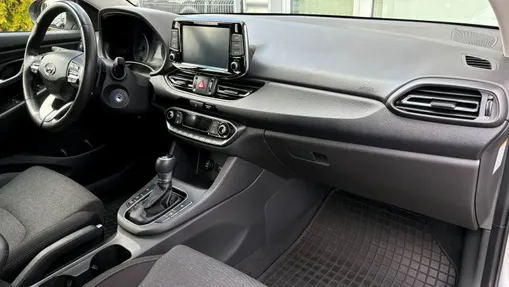 HYUNDAI i30 i30 1.5 T-GDI 48V Smart DCT