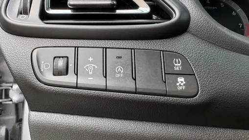 HYUNDAI i30 i30 1.5 T-GDI 48V Smart DCT
