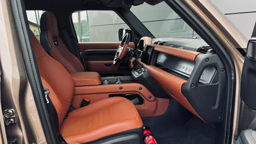 LAND ROVER Defender Defender 110 4.4 P635 V8 mHEV Octa Nowy