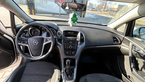 OPEL Astra -