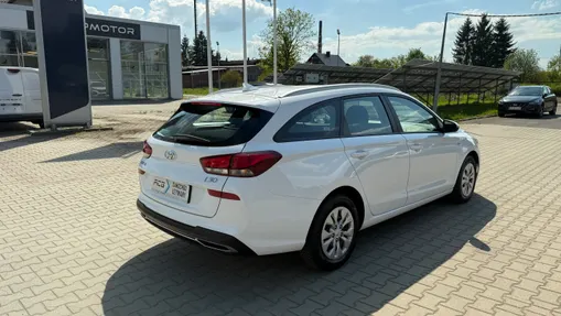 HYUNDAI i30 i30 1.5 T-GDI 48V Modern