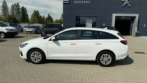 HYUNDAI i30 i30 1.5 T-GDI 48V Modern