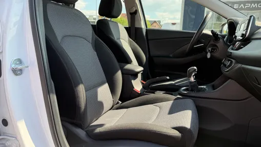 HYUNDAI i30 i30 1.5 T-GDI 48V Modern