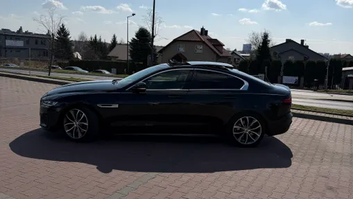 JAGUAR XE XE 2.0 D180 R-Dynamic S aut