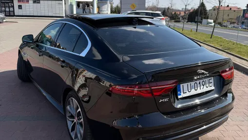JAGUAR XE XE 2.0 D180 R-Dynamic S aut