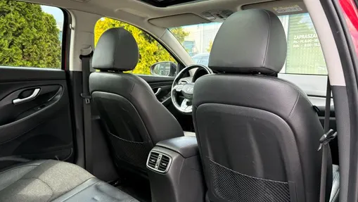 HYUNDAI i30 i30 1.5 T-GDI 48V Executive DCT
