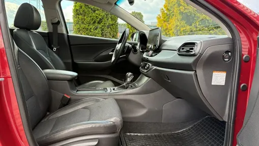 HYUNDAI i30 i30 1.5 T-GDI 48V Executive DCT