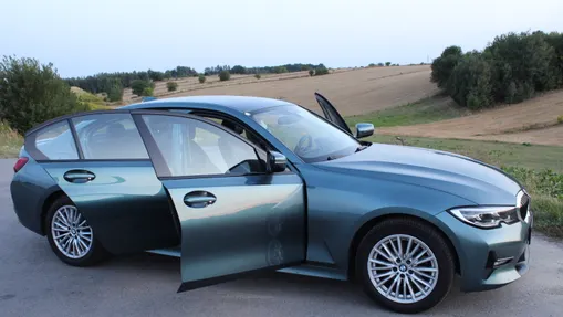 BMW Seria 3 318d mHEV Sport Line aut