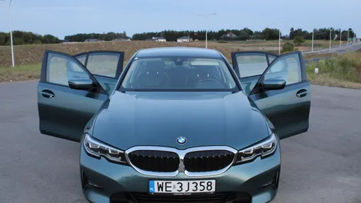 BMW Seria 3 318d mHEV Sport Line aut