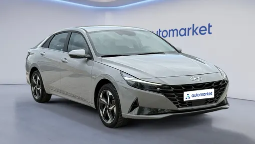 HYUNDAI Elantra Elantra 1.6 Smart CVT