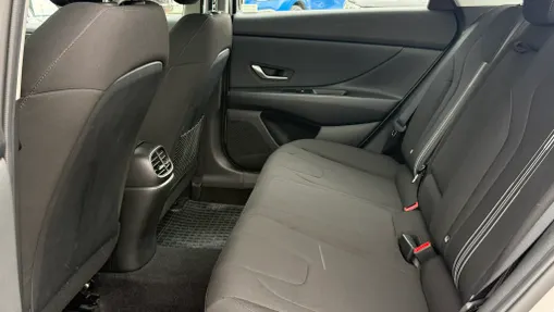 HYUNDAI Elantra Elantra 1.6 Smart CVT
