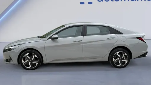 HYUNDAI Elantra Elantra 1.6 Smart CVT