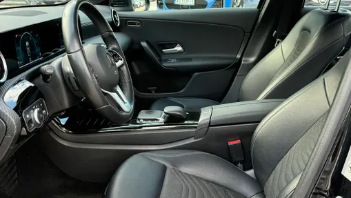 MERCEDES-BENZ A Klasa A 180 Style 7G-DCT