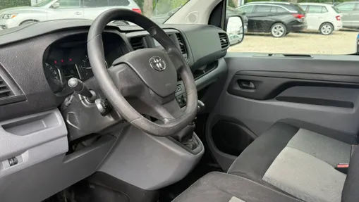 TOYOTA Proace Proace Kombi 2.0 D-4D Long 2,8t