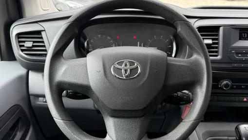 TOYOTA Proace Proace Kombi 2.0 D-4D Long 2,8t
