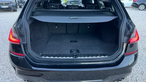BMW Seria 3 318i M Sport aut