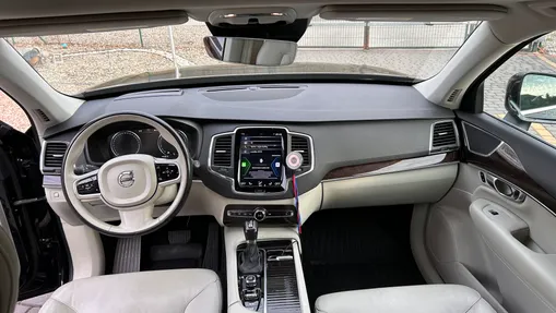 VOLVO XC90 XC90 T6 AWD Momentum 7os aut
