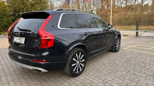 VOLVO XC90 XC90 T6 AWD Momentum 7os aut