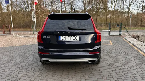 VOLVO XC90 XC90 T6 AWD Momentum 7os aut