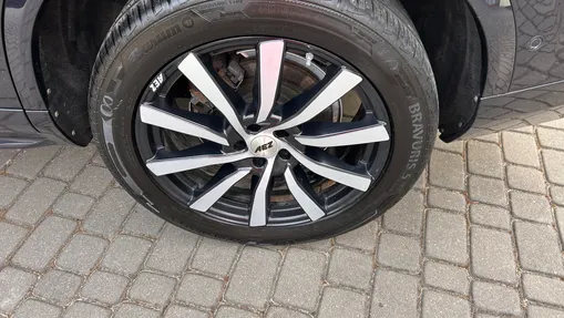 VOLVO XC90 XC90 T6 AWD Momentum 7os aut