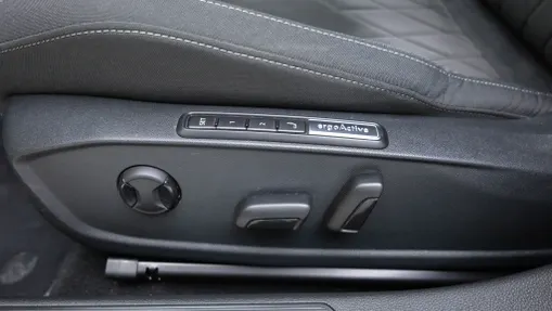 VOLKSWAGEN Golf Golf VIII 2.0 TSI Style DSG