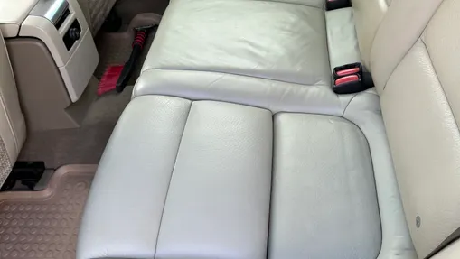 VOLVO XC70 -