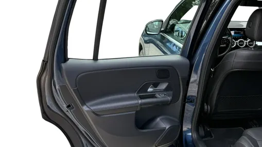 MERCEDES-BENZ GLB GLB 200 7G-DCT