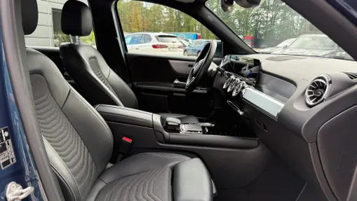MERCEDES-BENZ GLB GLB 200 7G-DCT