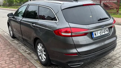 FORD Mondeo Mondeo 2.0 Hybrid Trend