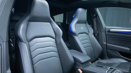 VOLKSWAGEN Arteon Arteon 2.0 TSI 4Motion R DSG