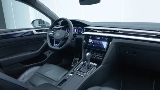 VOLKSWAGEN Arteon Arteon 2.0 TSI 4Motion R DSG