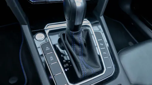 VOLKSWAGEN Arteon Arteon 2.0 TSI 4Motion R DSG