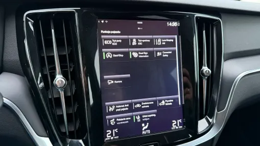 VOLVO V60 V60 T4 Momentum aut