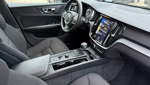 VOLVO V60 V60 T4 Momentum aut