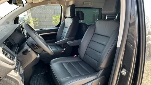 PEUGEOT Traveller Traveller 2.0 BlueHDi Long Business VIP EAT8